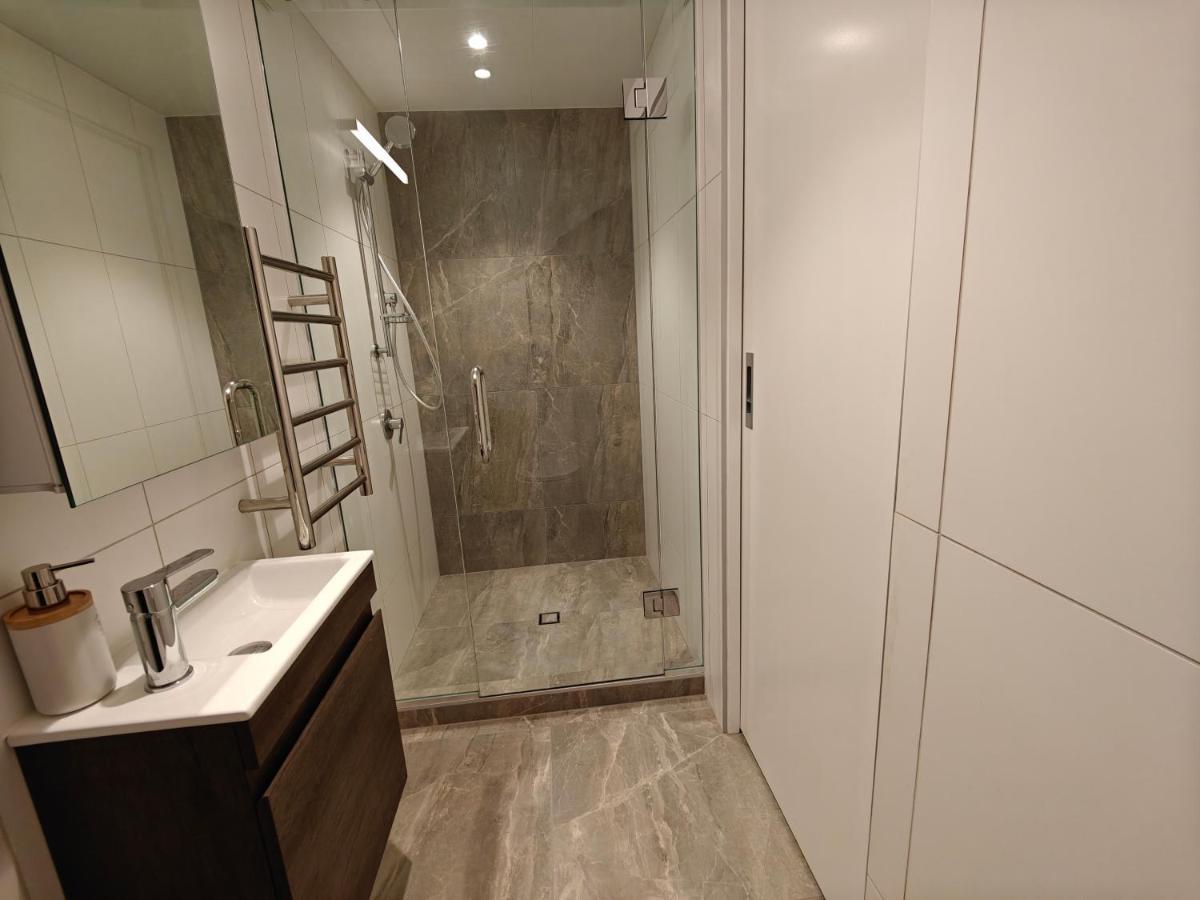 Private Room With Ensuite & Garden Epsom Auckland Exteriör bild