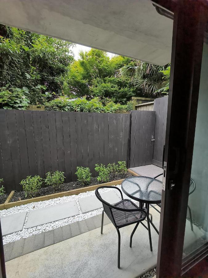 Private Room With Ensuite & Garden Epsom Auckland Exteriör bild